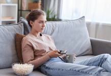 Four Tips for Learning Language Through Film and TV watching tv