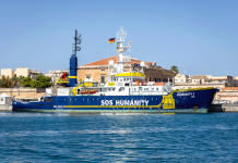 Turning Back Migrant Boats: What Does the International Law of the Sea Say? migrant boats