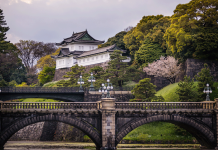 With Male Imperial Descendants Dwindling, Will Japan’s Leaders Finally Accept a Female Emperor? View of the Imperial palace in Tokyo, Japan