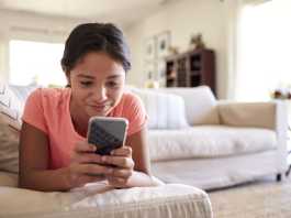 When to Give Your Child Their First Mobile Phone – And How to Keep Them Safe iStock-1126175896